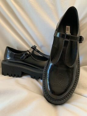 Bibilou 'Cathy Leather T-Strap MaryJane' shoe in black